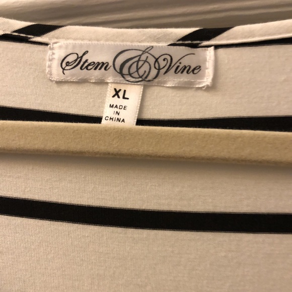 Tunic - Picture 3 of 4